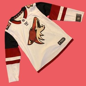 NWT Arizona Coyotes NHL Jersey